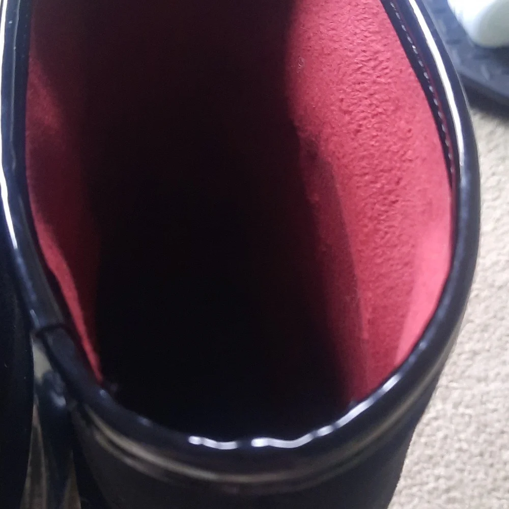 Tommy Hilfiger Black Glossy Rain Boots with Gold Logo